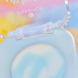 مرطب ومصحح بشرة الوجه وات ذا فلاف من إيسنس - درجة 01 أون كلاود كاندي  Essence What The Fluff Face Moisturizer & Corrector 2.5 g – 01 On Cloud Candy
